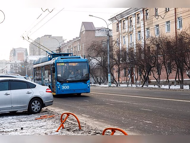 Жители Читы снова жалуются на долгое ожидание троллейбусов