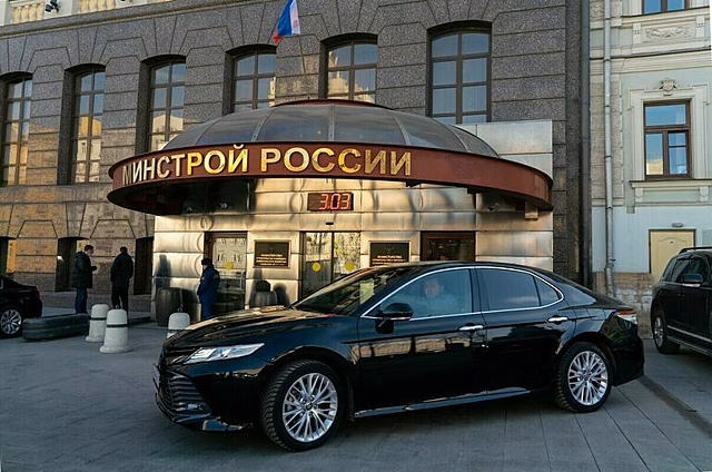 В Минстрое скорректировали правила установки энергосберегающих фасадов на дома