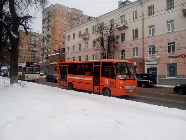 «Микробы во Вселенной»: на магистральные маршруты Нижнего Новгорода вместо ЛиАЗов вышли пазики