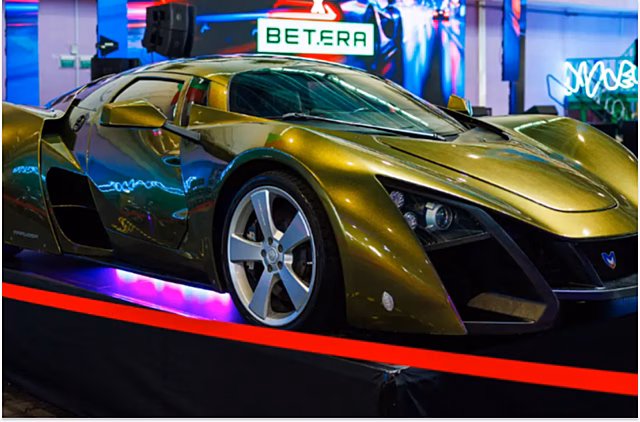 Российский суперкар Marussia B2 представлен на международной выставке