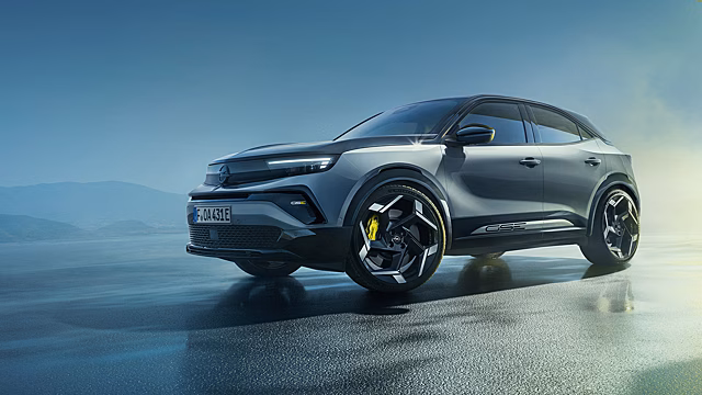 Объявлена стоимость самого быстрого серийного электрокара Opel