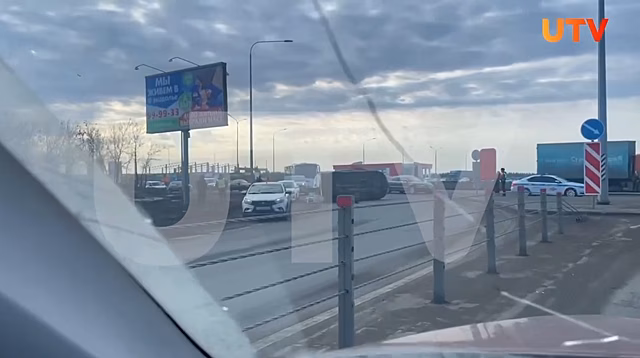 В Оренбурге на Загородном шоссе перевернулась очередная машина