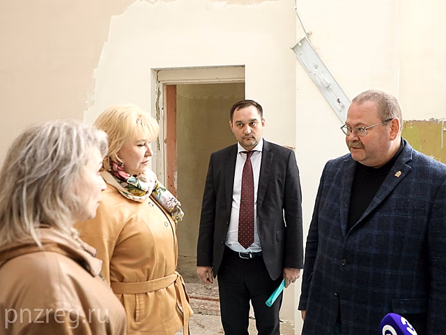 Мельниченко посетил с рабочим визитом Башмаковский район