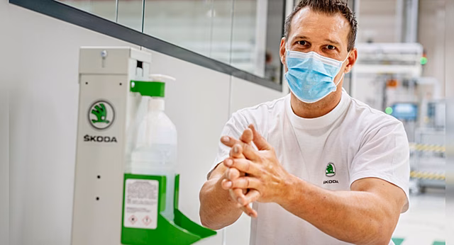 Skoda возобновит производство 27 апреля