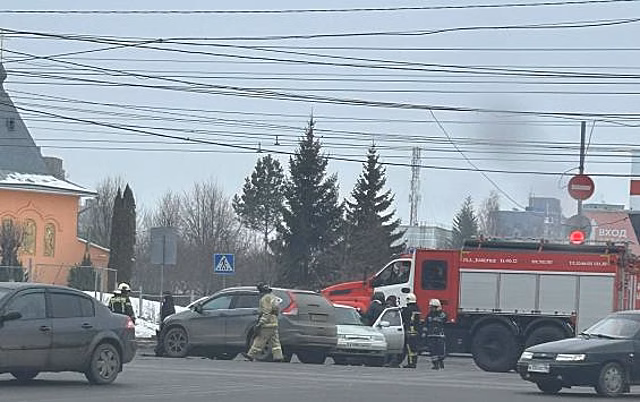 В Курске 2 марта в ДТП на Дружбе пострадала местная жительница