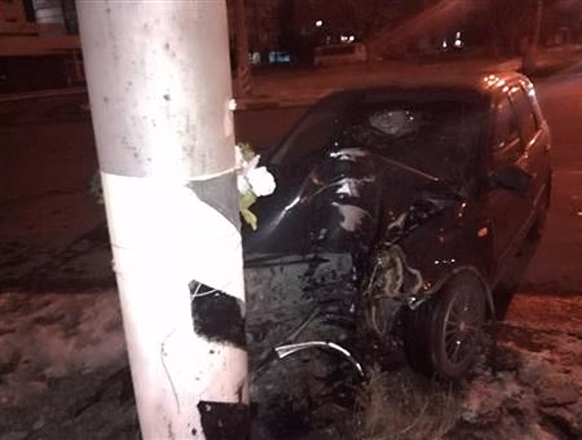 В Тольятти автомобилист врезался в столб и отказался проходить освидетельствование
