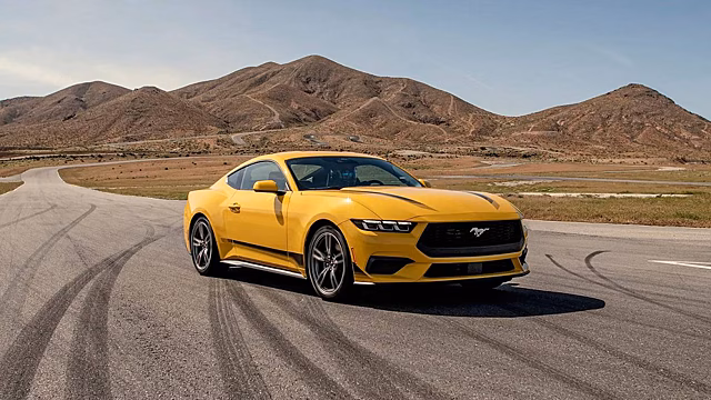 Ford сохранит механическую коробку передач у Mustang