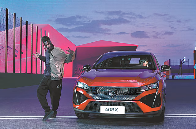Представлена китайская версия нового кросс-лифтбека Peugeot 408X