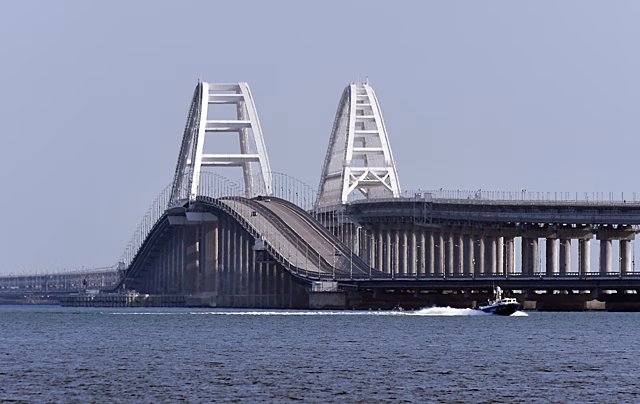 Очередь на Крымский мост сократилась