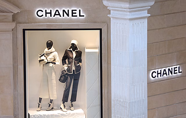 В ГД призвали не пускать обратно Chanel и другие "поучавшие" Россию бренды
