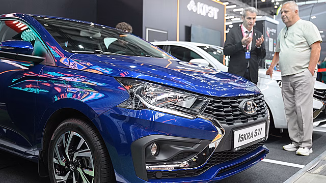 АвтоВАЗ представил в Екатеринбурге Lada Aura, Iskra SW и новый Niva Travel
