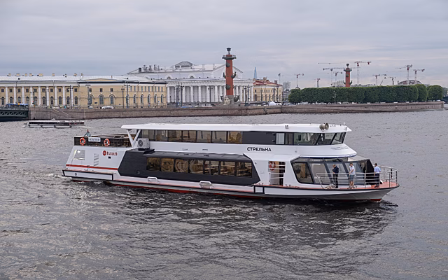 Sitronics установила комплекс питания для судна «Стрельна» в Петербурге