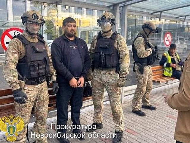 В Астане задержали водителя, дважды въехавшего в людей в Новосибирске