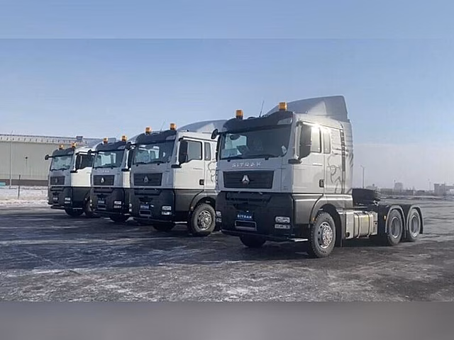 Мирхайдаров рассказал, как удалось избавиться от очереди из фур на границе