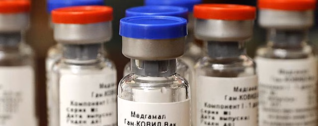 В Белгородской области 1042 медработника получили вакцину от коронавируса