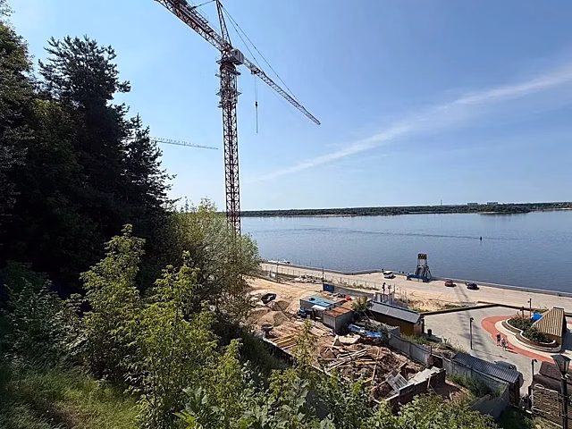 Опубликованы фото строительства гостиницы на Александровской набережной Городца