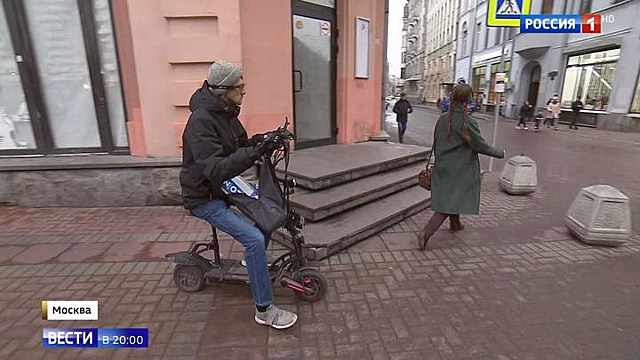 Бешеные самокаты преодолели красную линию: альтернативный транспорт внесут в ПДД
