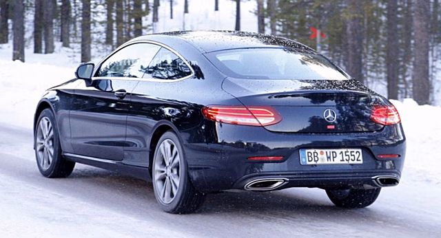 W206 сравнили с W205: Тест-драйв нового Mercedes-Benz C-Class