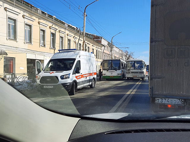 Сразу три аварии с автобусами произошли в Костроме