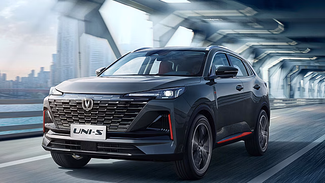 Российский бестселлер Changan сменил название