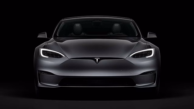 Tesla может выпустить бюджетную модель без руля и педалей