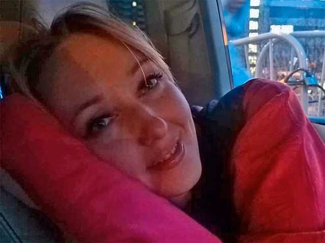 Екатерина Енгалычева вынудила женатого шофера провести с ней ночь в машине