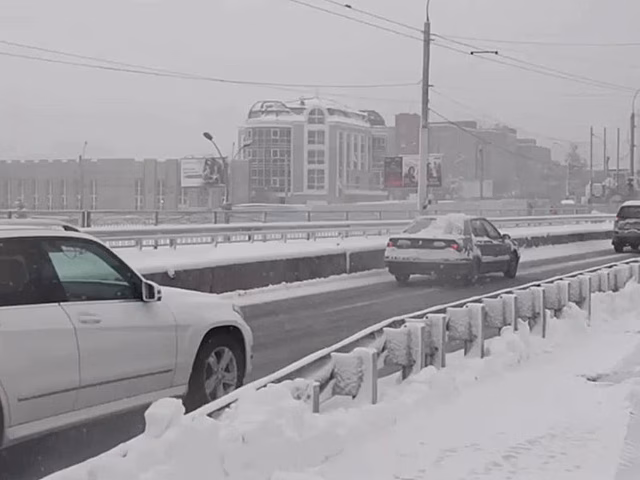 Путепровод на перекрестке улиц Фрунзе и Ипподромской будет полностью открыт до конца месяца