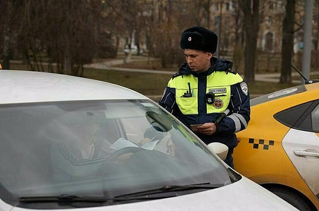 МВД предложило разрешить предъявлять водительские удостоверения через МАХ