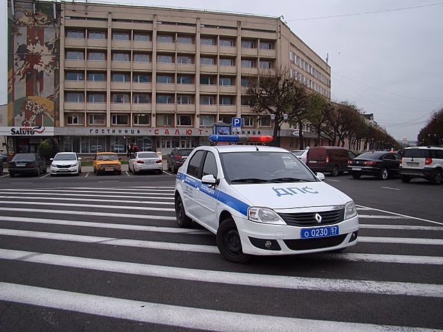 Потомский предложил отказаться от островков безопасности в центре Орла