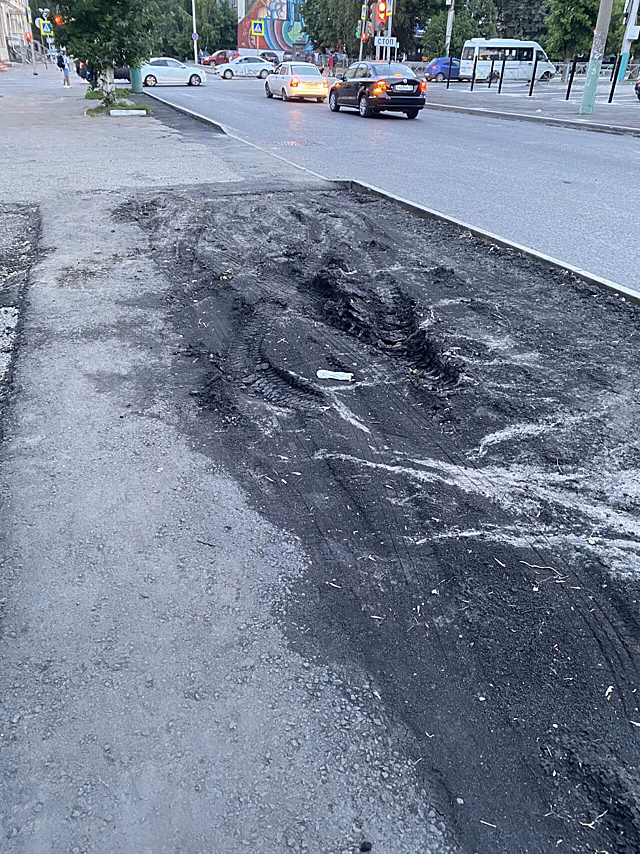 Пензячка пожаловалась врио главы региона на качество ремонта дороги