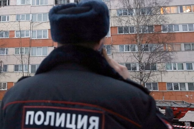 Суд запретил гражданам находиться пьяными в подъездах