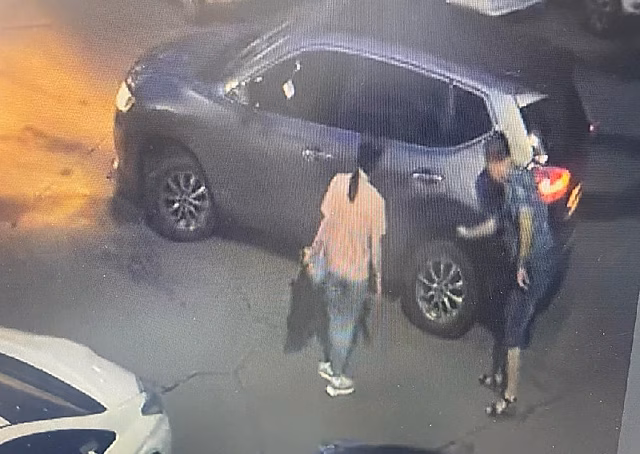 В Благовещенске на видео попал водитель, наехавший на чужое авто, его ищет полиция