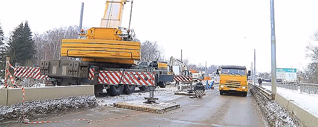В Костроме приступили к демонтажу старых пролетов на путепроводе в Юбилейном