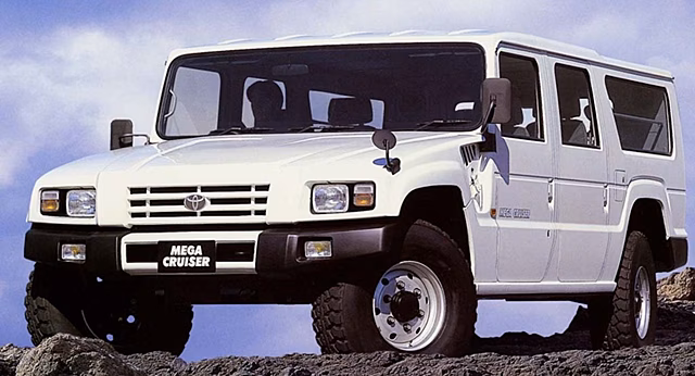 Гигант Toyota Mega Cruiser начал продавать дилер в Новосибирске