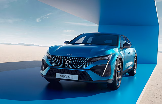Кроссовер-купе Peugeot 408 2023 объявляет войну скучным семейным авто