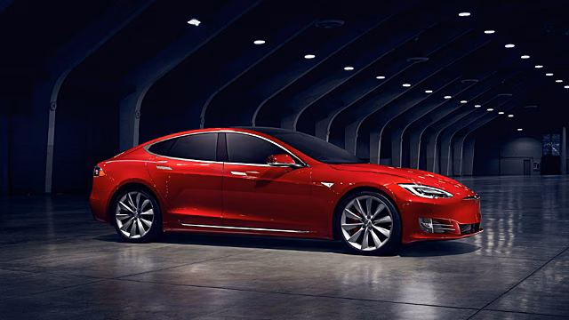 Tesla вернула Model S «бюджетную» модификацию
