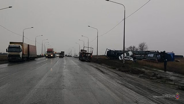 В Волгограде будут судить дальнобойщика, выбросившего фургон на встречку