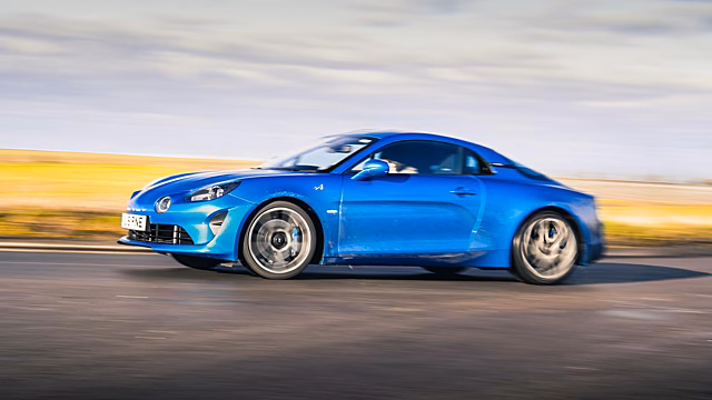 Мы выяснили - каково это - жить с Alpine A110