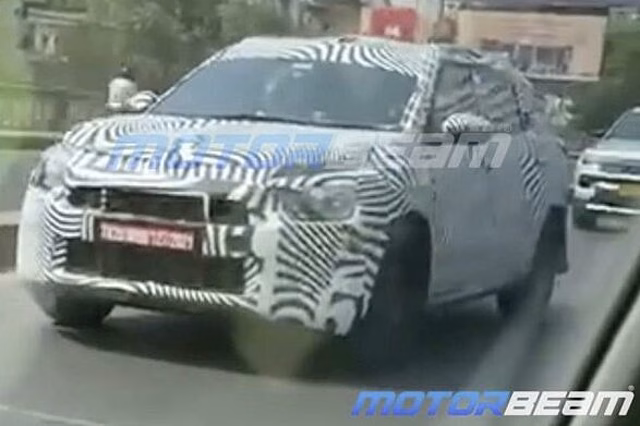 Citroën вывела на тесты кроссовер C3 Aircross