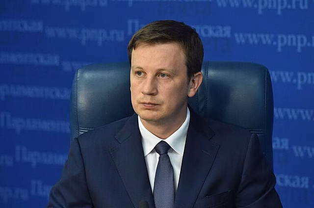 Россиянам напомнили о штрафе до 15 тысяч за езду на скутере без прав