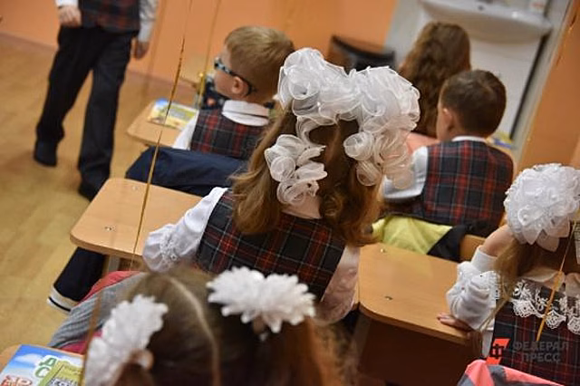 Прокуратура Свердловской области ищет виновных в избиении шестиклассницы