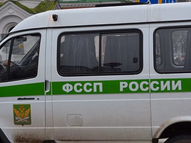Саратовские приставы заставили нарушителя ПДД оплатить 106 штрафов
