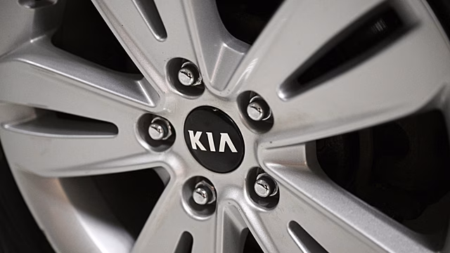 В России упали цены на Kia Pegas