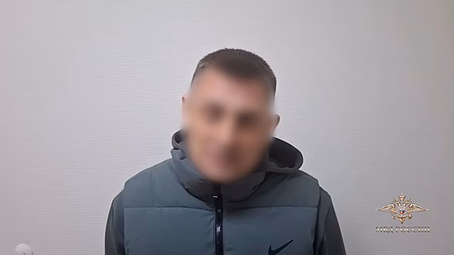 Во Владивостоке задержаны подозреваемые в незаконной передаче абонентских номеров