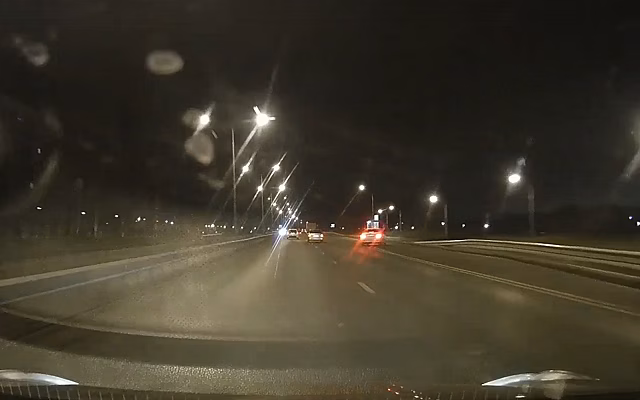 В Рязани такси вылетело с Северной окружной из-за странного водителя