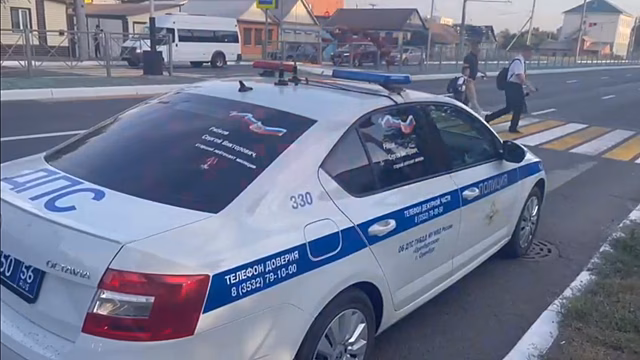 В Оренбурге автоинспекторы начали объяснять ПДД через громкоговорители