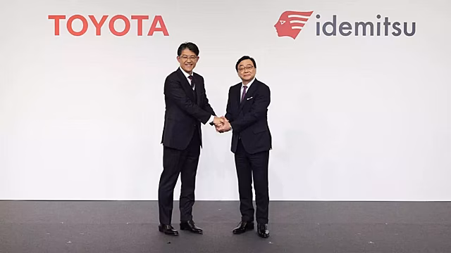 Toyota сотрудничает с японским нефтяным гигантом для разработки твердотельных аккумуляторов для электромобилей