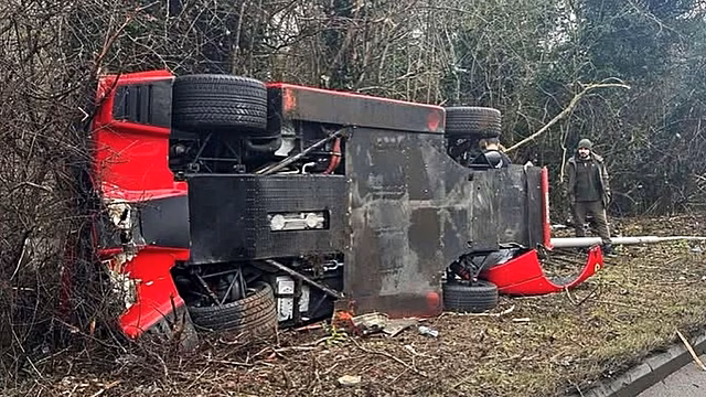 Механик из Великобритании разбил чей-то Ferrari F40