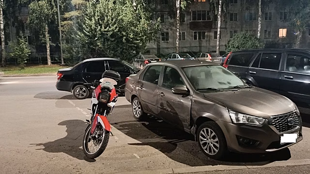 Мотоциклист совершил неудачный обгон на улице Псковской в Вологде