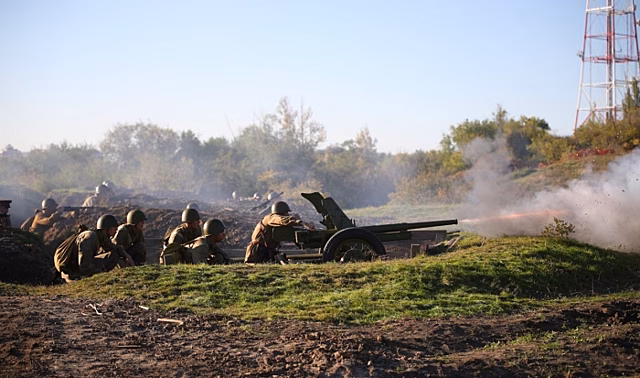 В Волгограде ответили на критику Шахназарова военной реконструкции